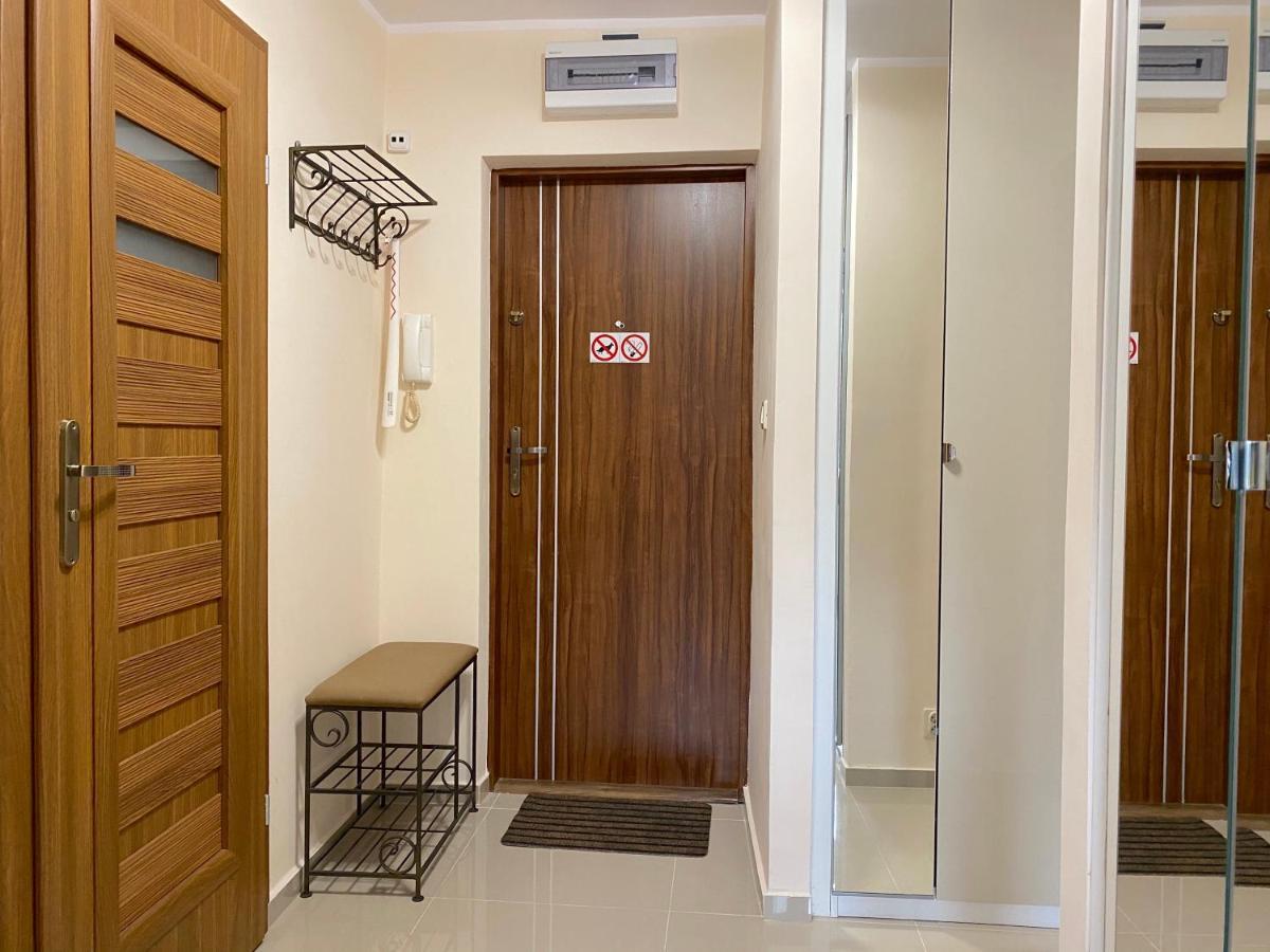 Swish Apartment -10 Min To Old Town Gdansk,Pkp & Shopping Mall Luaran gambar